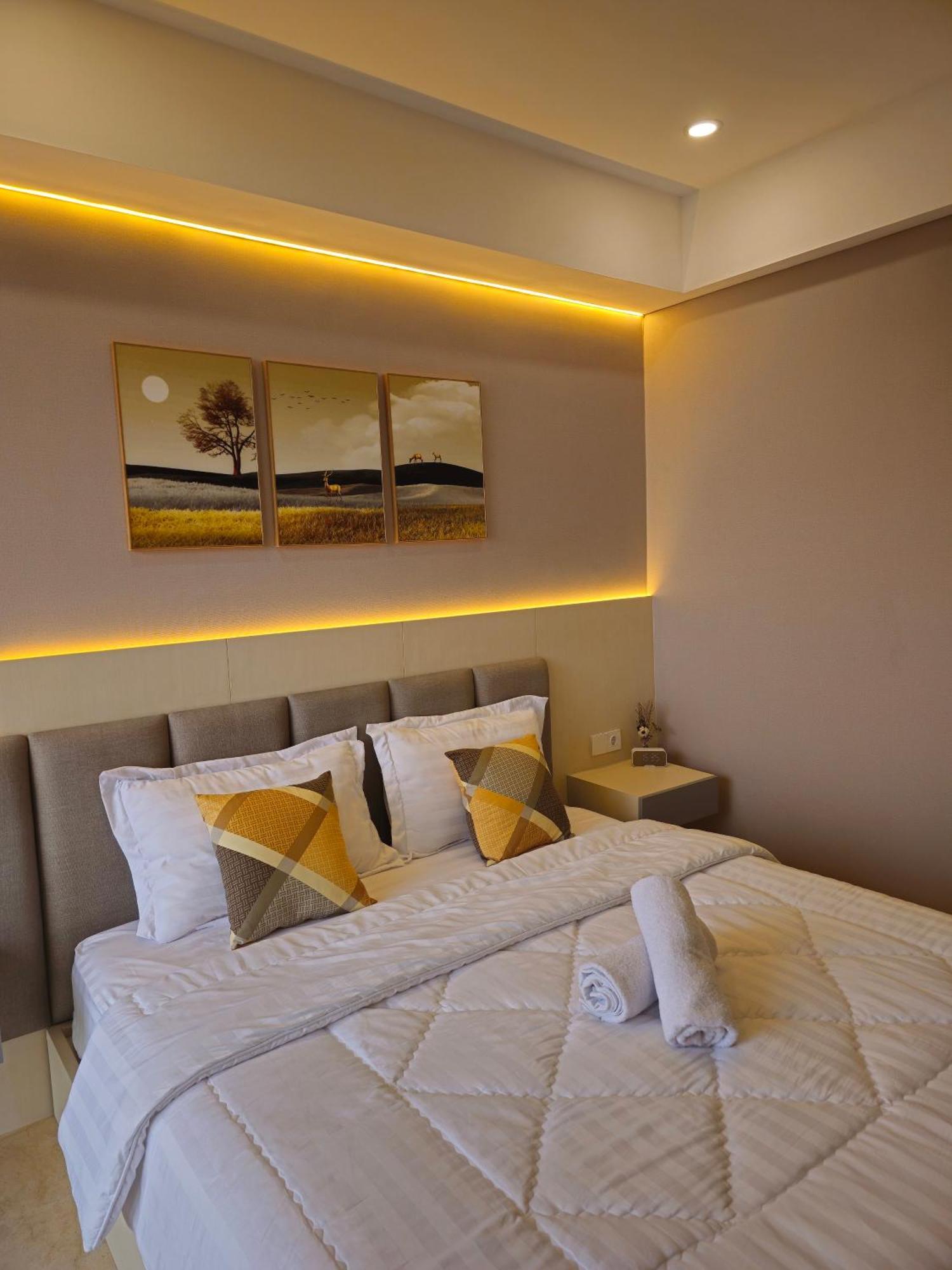 Studio Sea View Apartment At Gold Coast Pik By Mysweethome Jakarta Exteriör bild