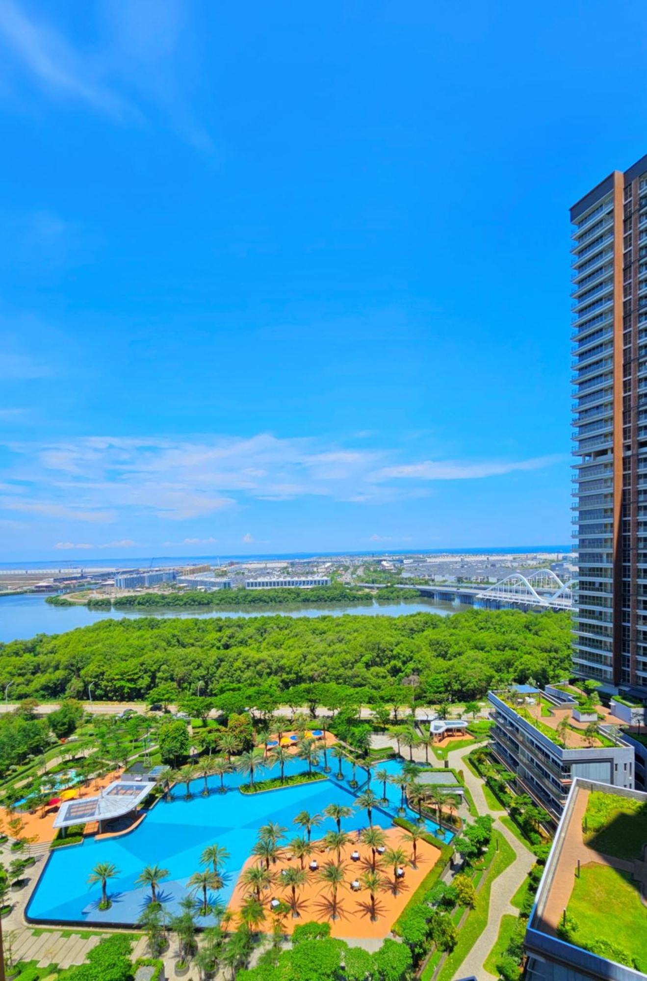 Studio Sea View Apartment At Gold Coast Pik By Mysweethome Jakarta Exteriör bild