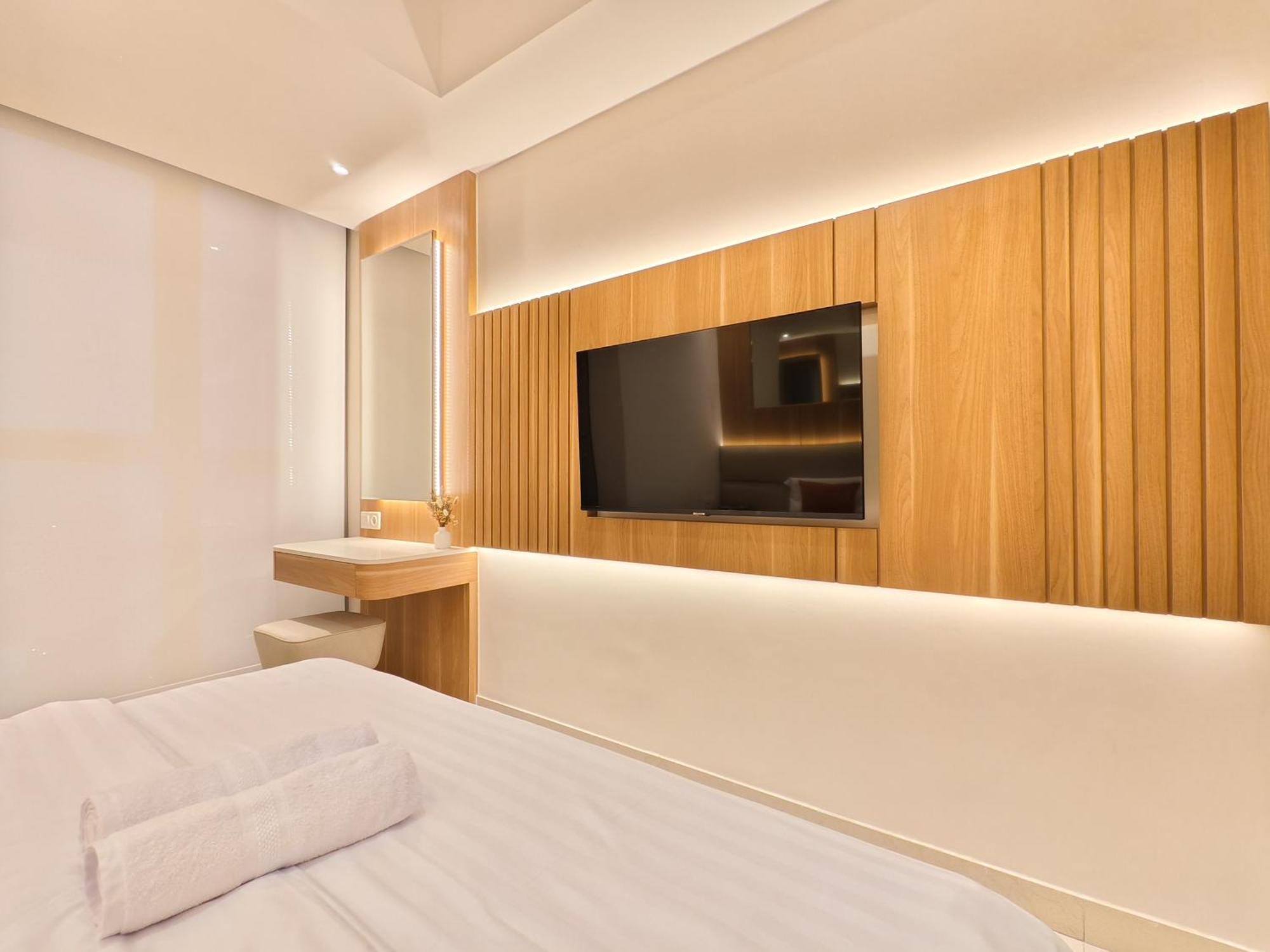 Studio Sea View Apartment At Gold Coast Pik By Mysweethome Jakarta Exteriör bild